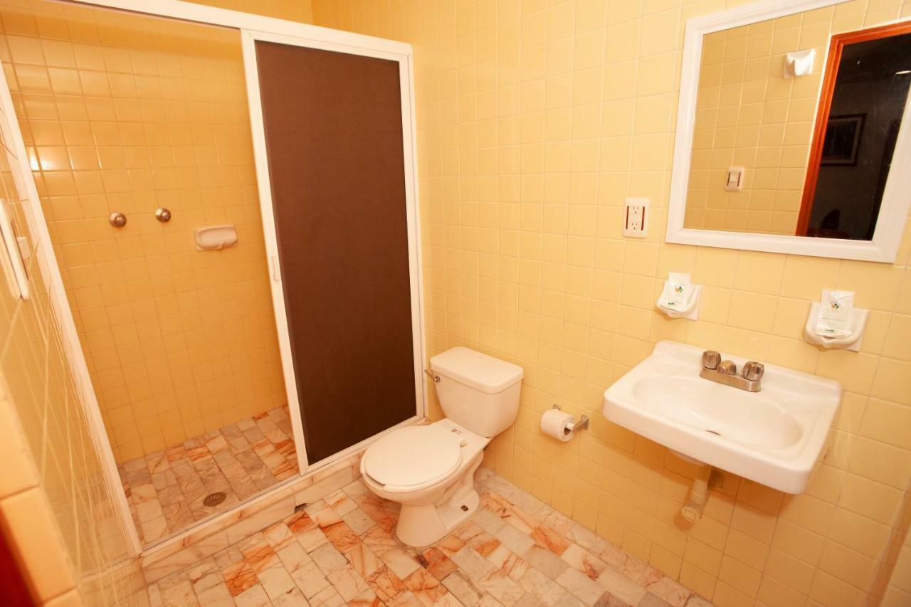 Hotel Tres Colonias - Solo Adultos Мехіко Екстер'єр фото