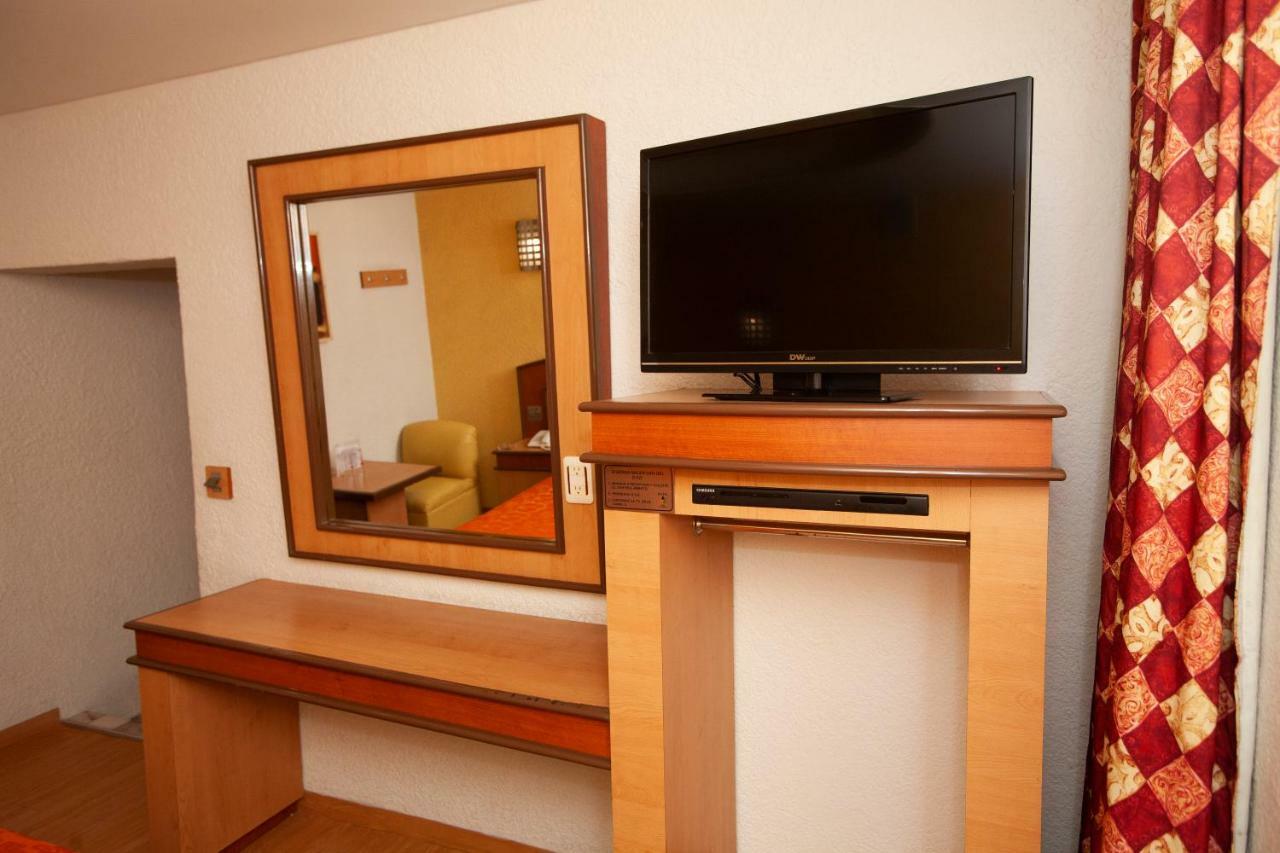 Hotel Tres Colonias - Solo Adultos Мехіко Екстер'єр фото