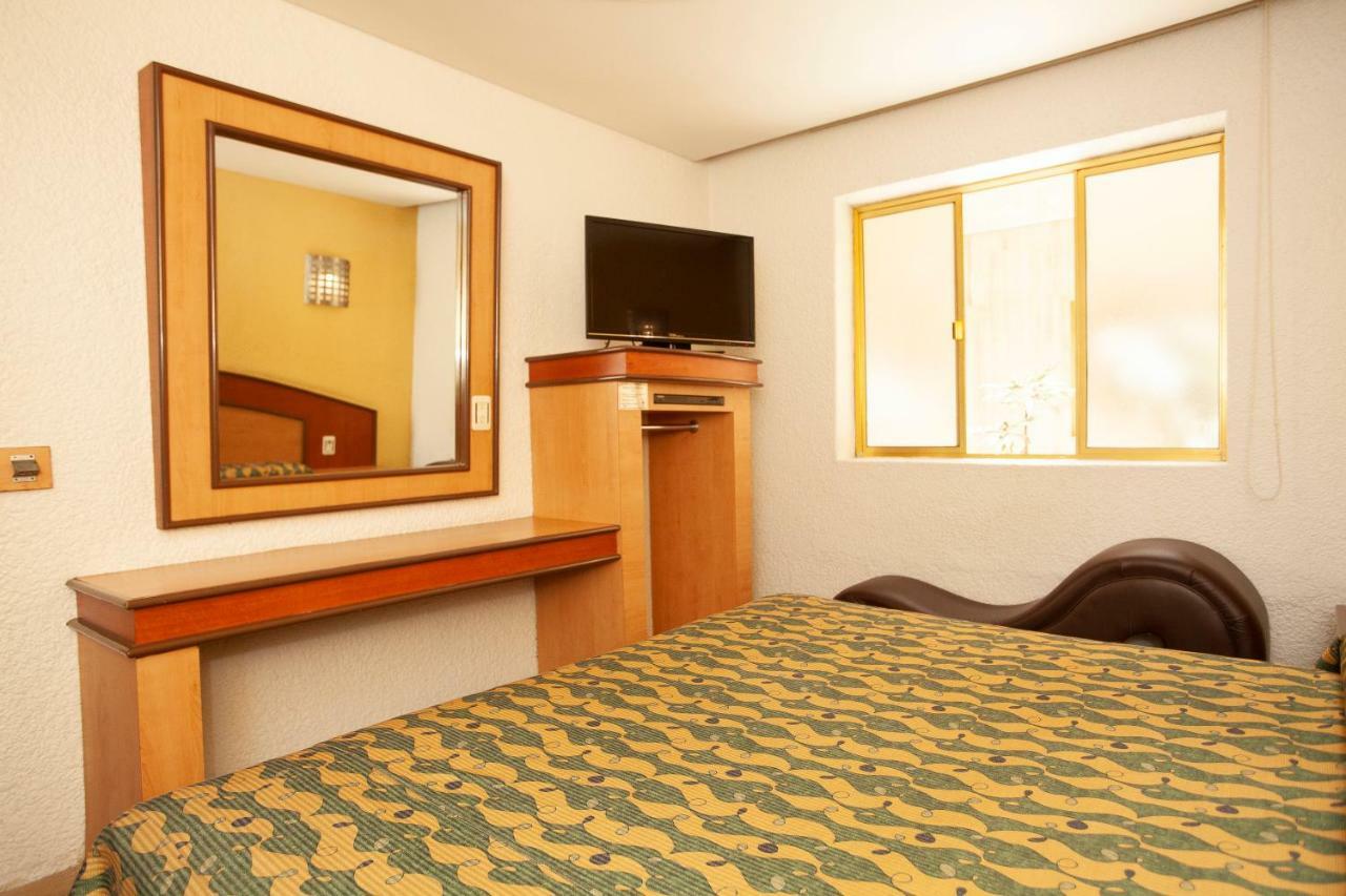 Hotel Tres Colonias - Solo Adultos Мехіко Екстер'єр фото